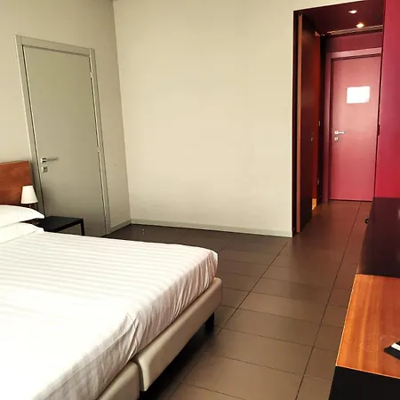 Hotel Cosmopolitan 4*