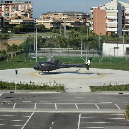 Cosmopolitan Hotel 4*