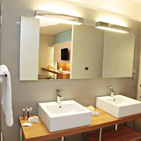 Hotel Cosmopolitan 4*