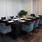 Hotel Cosmopolitan 4*