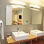 Hotel Cosmopolitan 4*