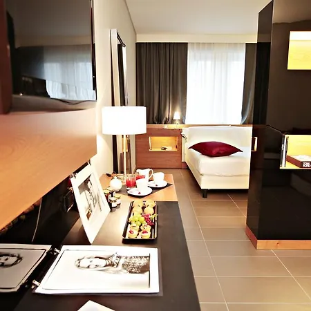 Hotel Cosmopolitan
