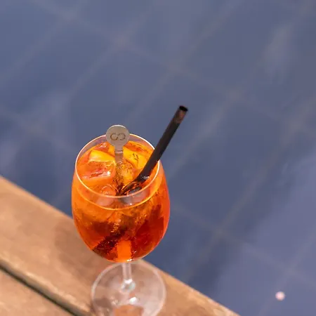 Cosmopolitan Hotel 4*