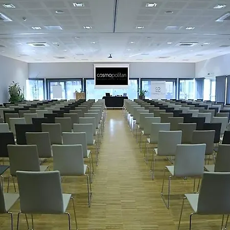 Cosmopolitan Hotel 4*