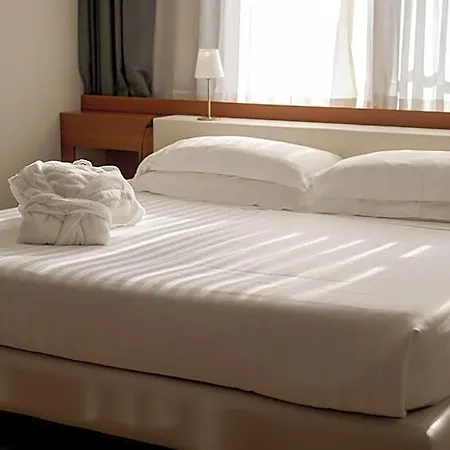 Cosmopolitan Hotel