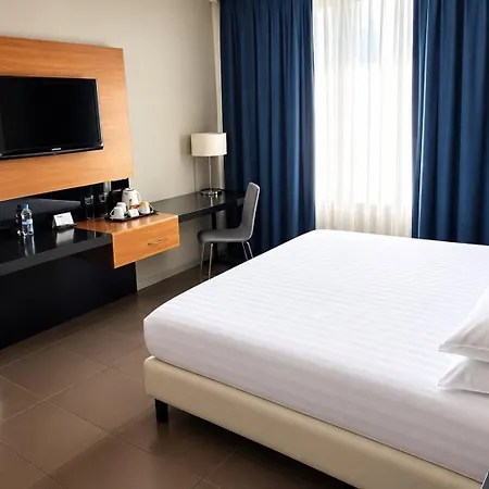 Cosmopolitan Hotel
