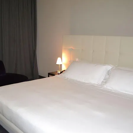 ホテル Cosmopolitan 4*